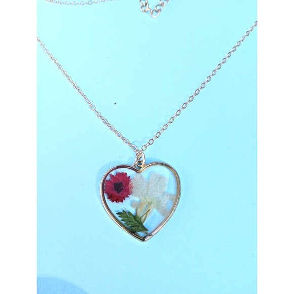 Gold Heart Glass Pressed Small Flowers Red Blue Necklace - Picture 2 of 4